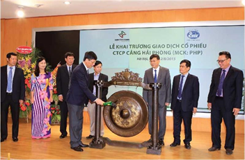 Năm 2015: Công ty Cổ phần Cảng Hải Phòng lên sàn chứng khoán Hà Nội với mã số giao dịch là PHP