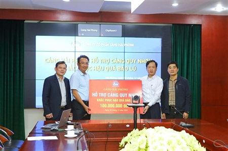 CẢNG HẢI PHÒNG HỖ TRỢ CẢNG QUY NHƠN KHẮC PHỤC HẬU QUẢ BÃO LŨ