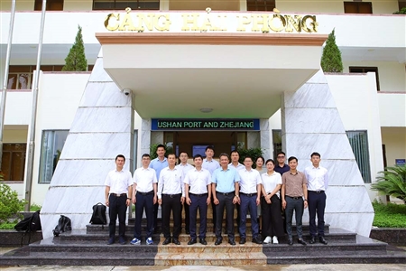 Port of Hai Phong Welcomes Delegation from Ningbo Zhoushan Port (China): Strengthening Strategic Cooperation